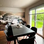 Сasa de vacaciones Sous Les Feuilles